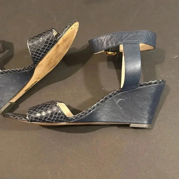 Louise et Cie Navy Blue Strappy Wedge Heel Sandals size 9 - Picture 6 of 11
